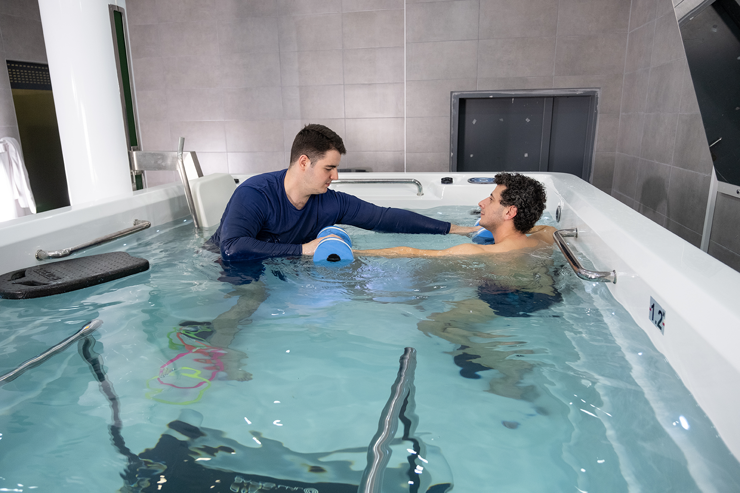 Su Tabanlı Basınç ve Masaj Terapi Sistemi