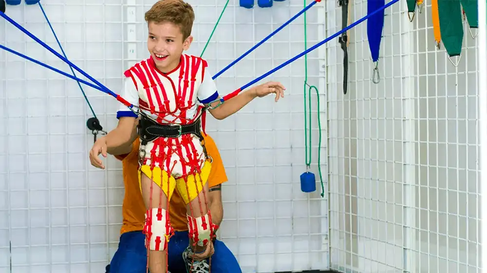 Görsel Uyarı Tabanlı Sensörimotor Eğitim Sistemi